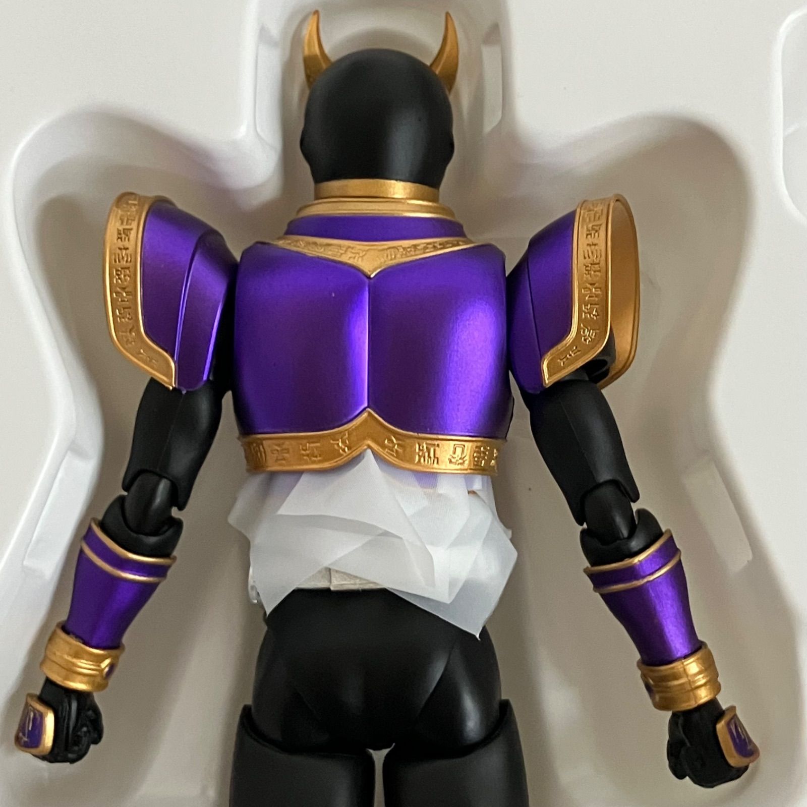 中古 仮面ライダークウガ ライジングタイタン 真骨彫製法 S.H.Figuarts 