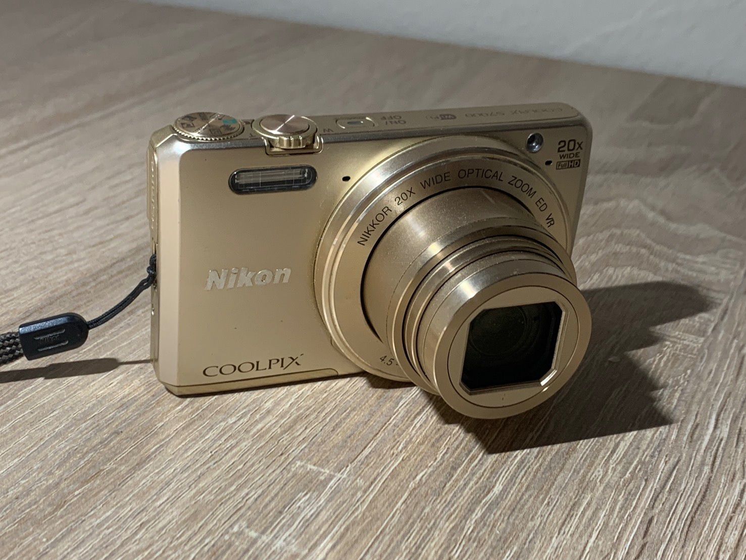 1388 Nikon COOLPIX S7000 ゴールド デジカメ ジャンク品【宅】 - メルカリ