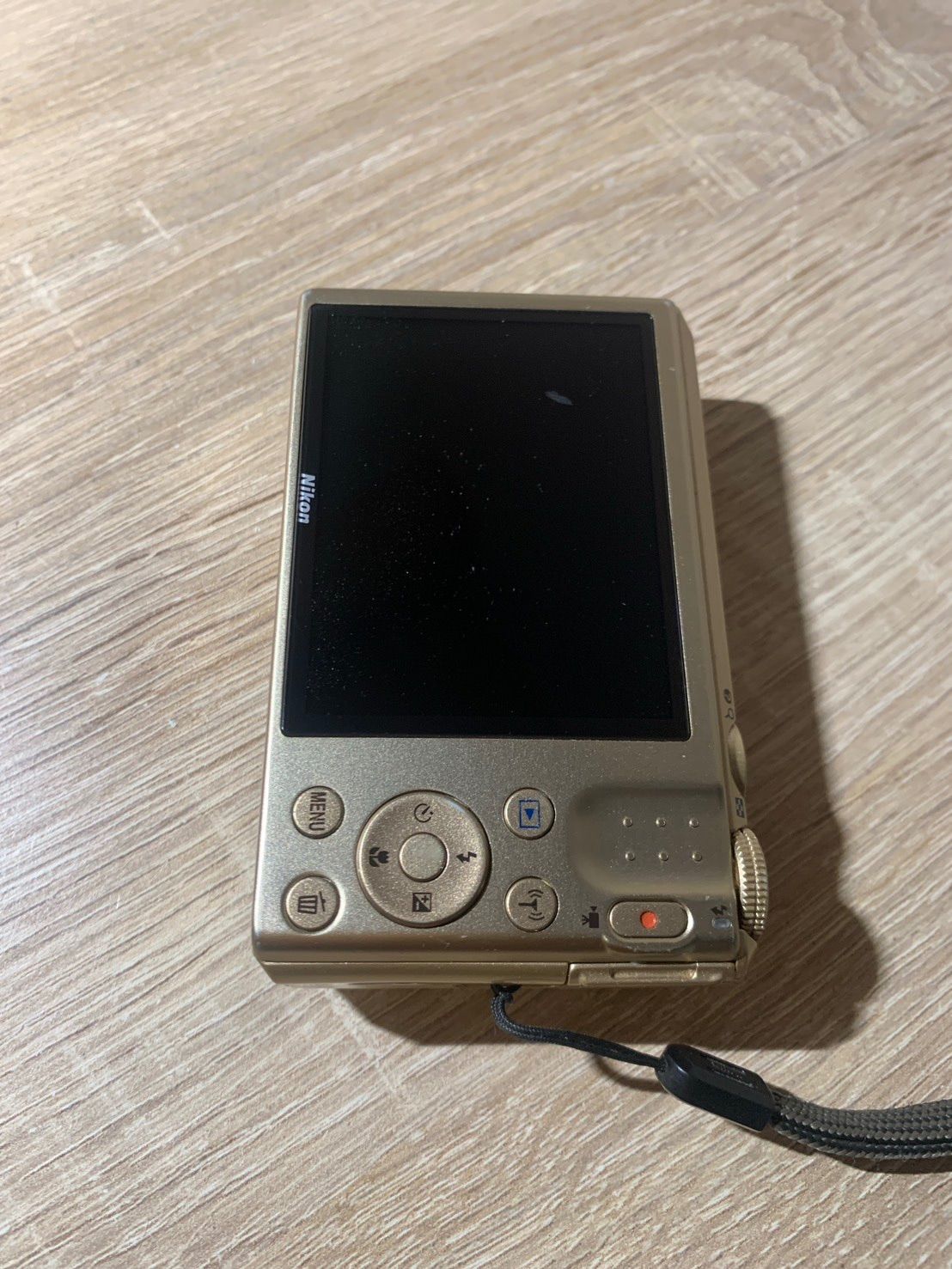 1388 Nikon COOLPIX S7000 ゴールド デジカメ ジャンク品【宅】 - メルカリ