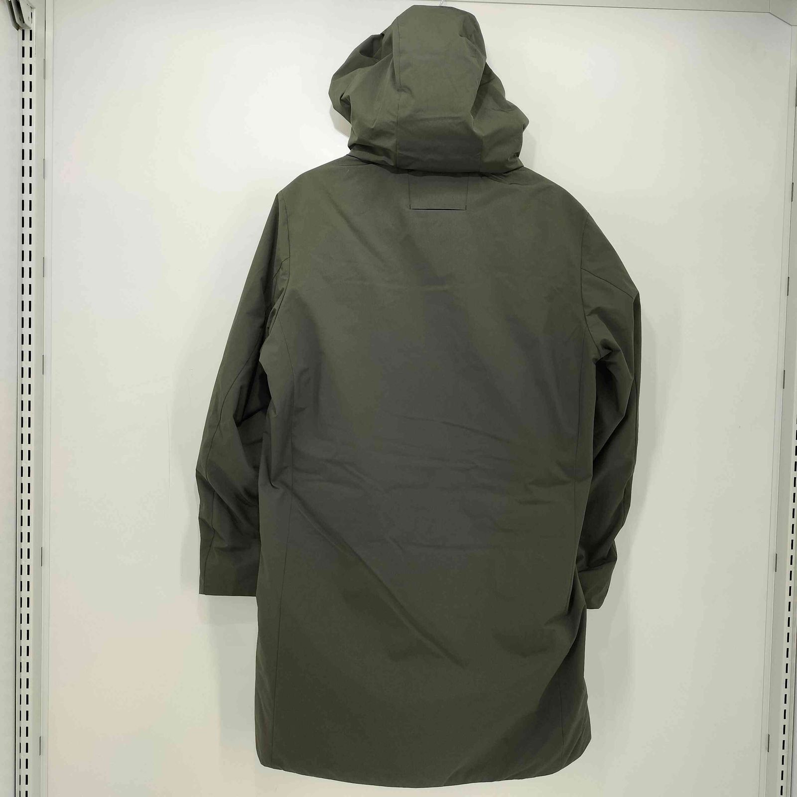 ユニクロ UNIQLO 25AW ハイブリッドダウンコート オリーブ Mサイズ 
