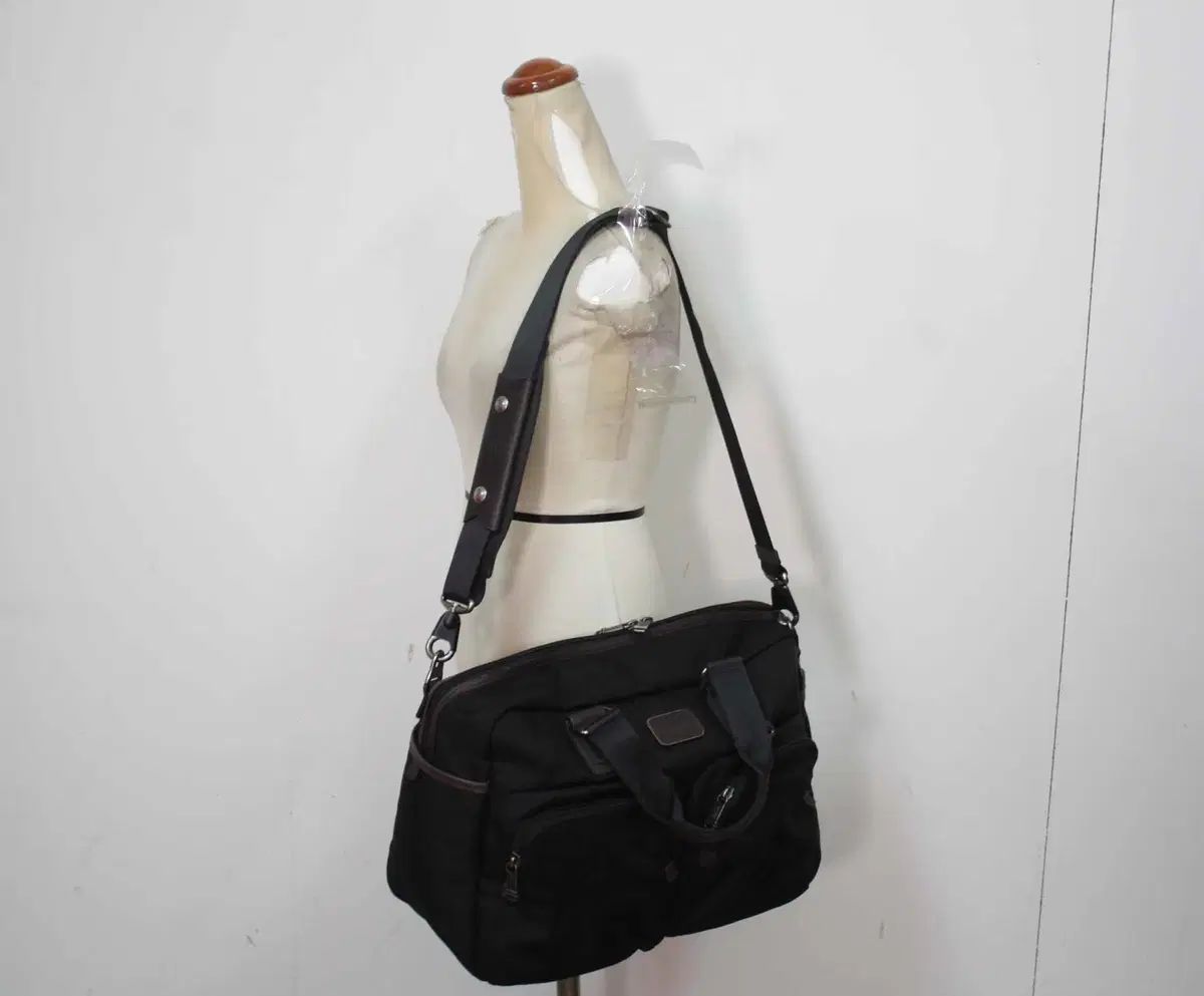 B-10738/トゥミ 正規品 メンズ クロスバック
