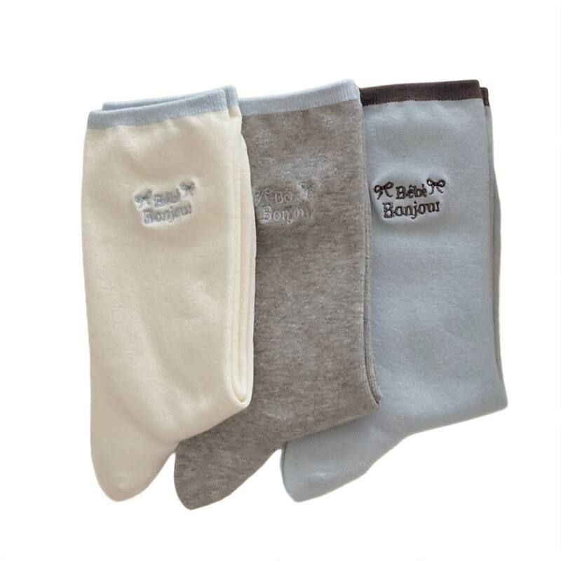 アンナカシ レディース アンダーウェア 靴下 リブ ミニ 刺繍 ニット AnnaKaci Embroidered Text Crew Socks 3 Pair Soft Knit Stretch wi