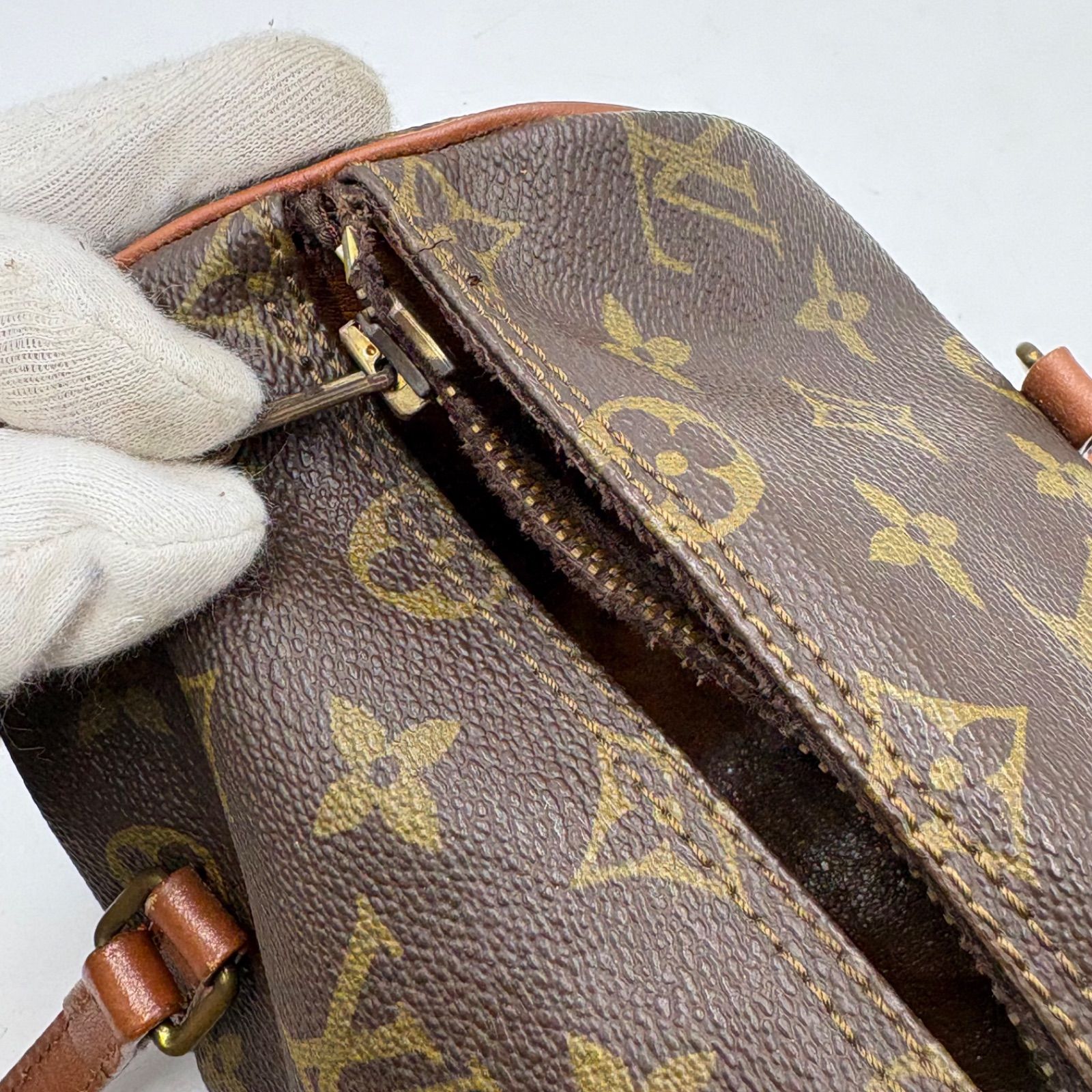 LOUIS VUITTON ルイヴィトン パピヨン26 モノグラム ハンドバッグ 筒型