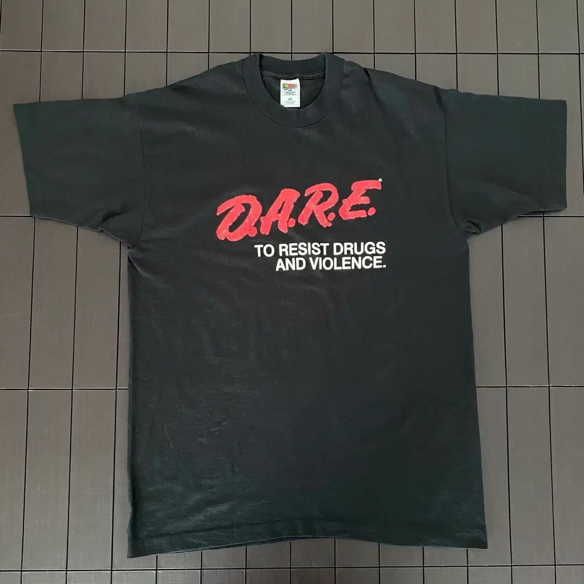 (XL) 90s ヴィンテージ DARE Tシャツ