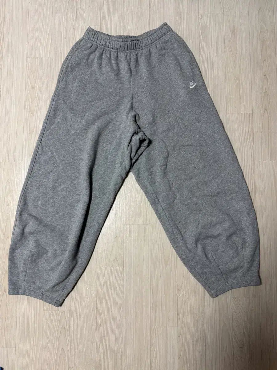 ナイキ オーバーサイズ フレンチテリー パンツ グレーS 45万 出品