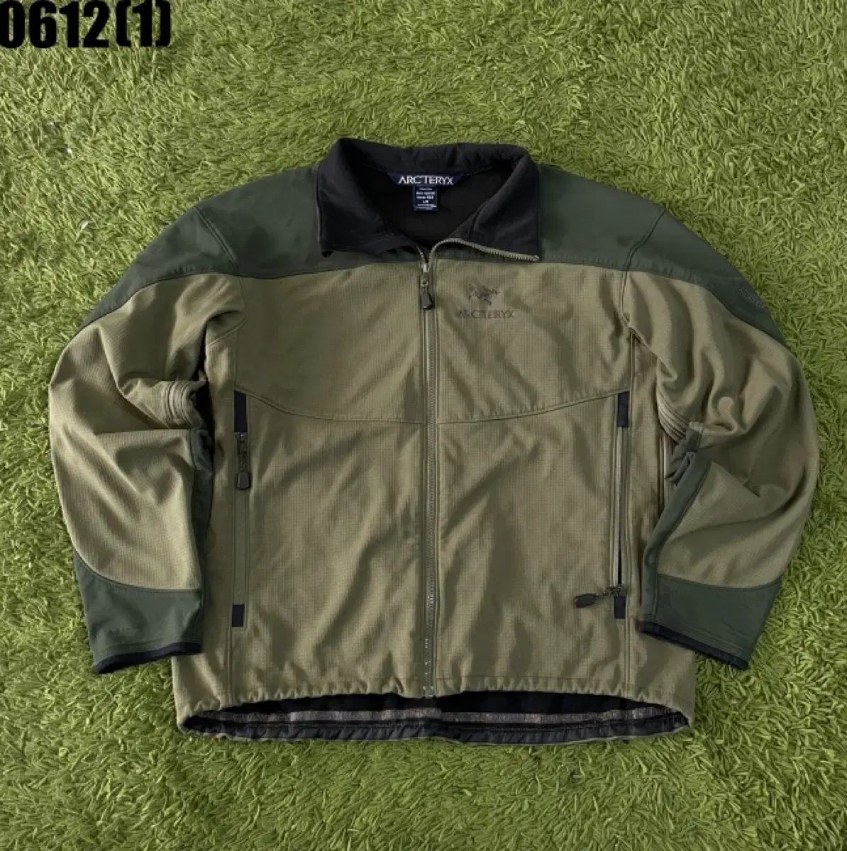 ARC'TERYX アークテリクス トレーナー トップス ジップアップ ジャケット ウィンドブレーカー ジャケット カーキ L