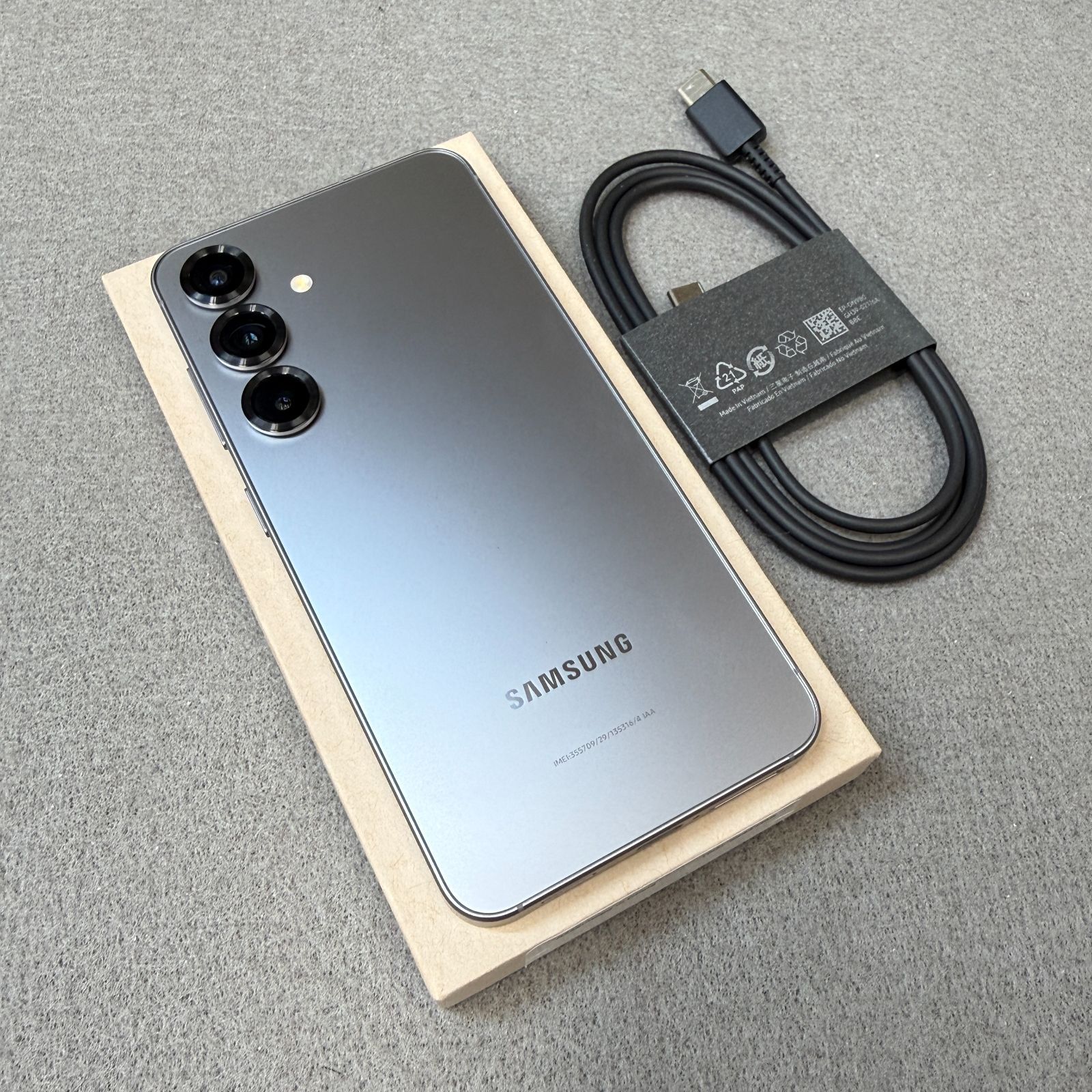 美品 Galaxy S25 256GB シルバーシャドウ 国内版 SIMフリー 送料無料