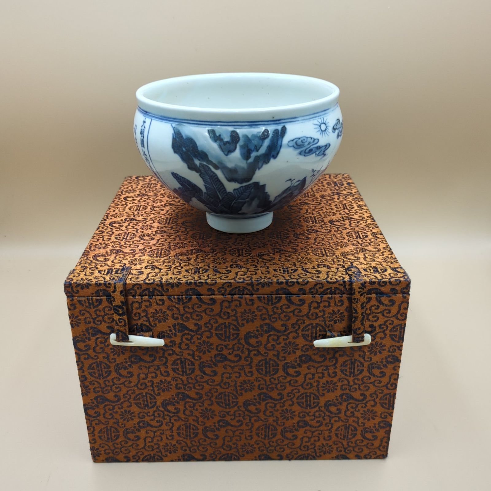 【D44524】中国古美術 清 青花碗 崇禎拾貳年款 共箱付 染付 骨董品