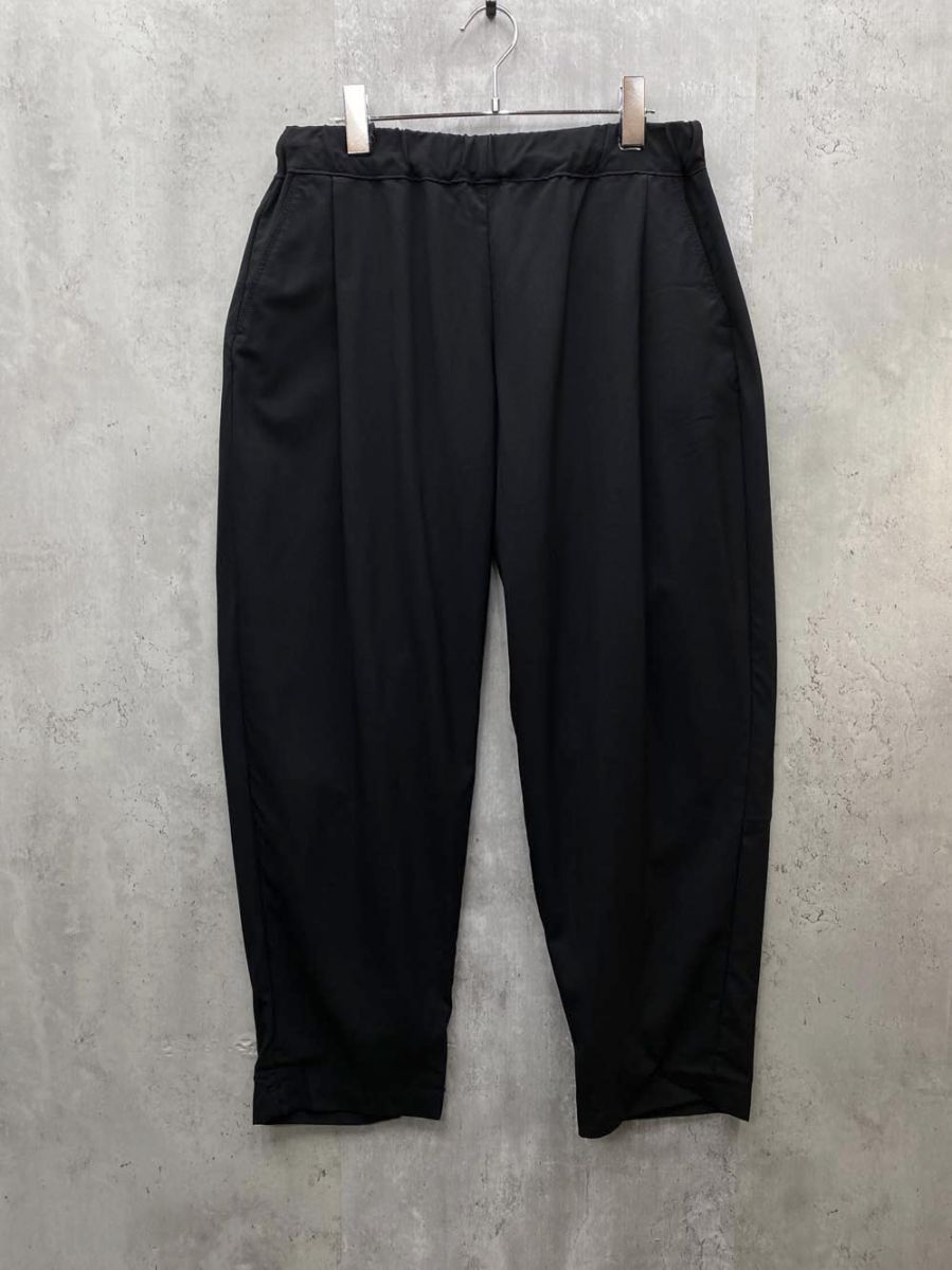 美品 CAPERTICA カペルチカ 日本製 ウール100% シームレスイージーパンツ タック ワイドテーパード size2/ブラック ■◆◎メンズ
