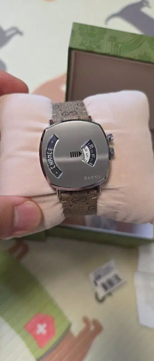 グッチ スクエア ウォッチ レシート含む