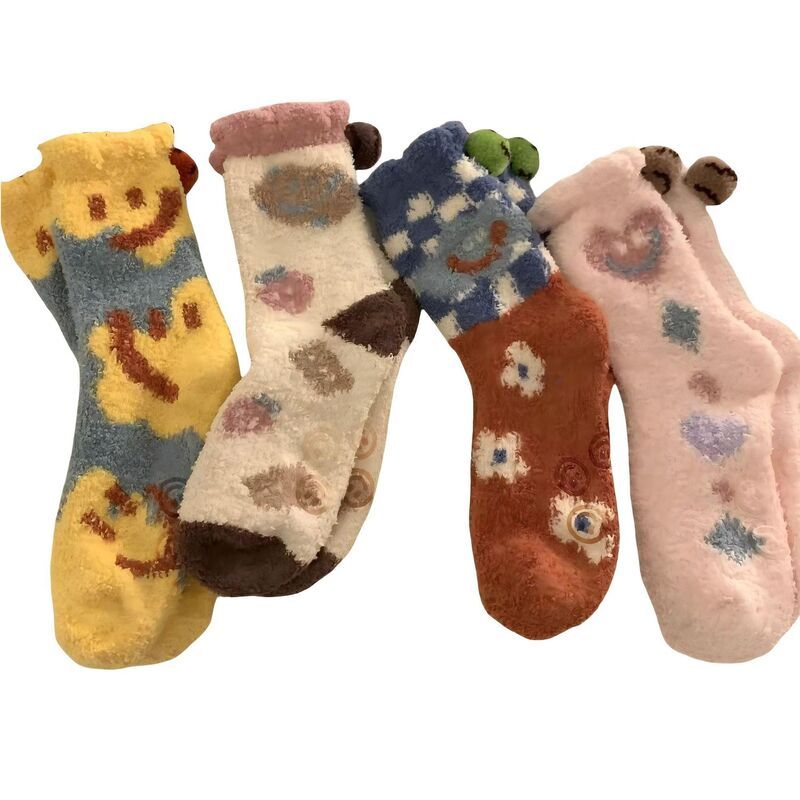 アンナカシ レディース アンダーウェア 靴下 プラスサイズ フリース AnnaKaci Womens 4Pair Plush Fleece Crew Socks with Playful Animal