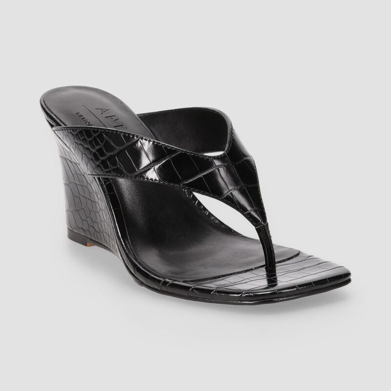 アプトナイン レディース シューズ パンプス サンダル Apt 9 JONNES Womens Wedge Thong Sandals Black ブラック