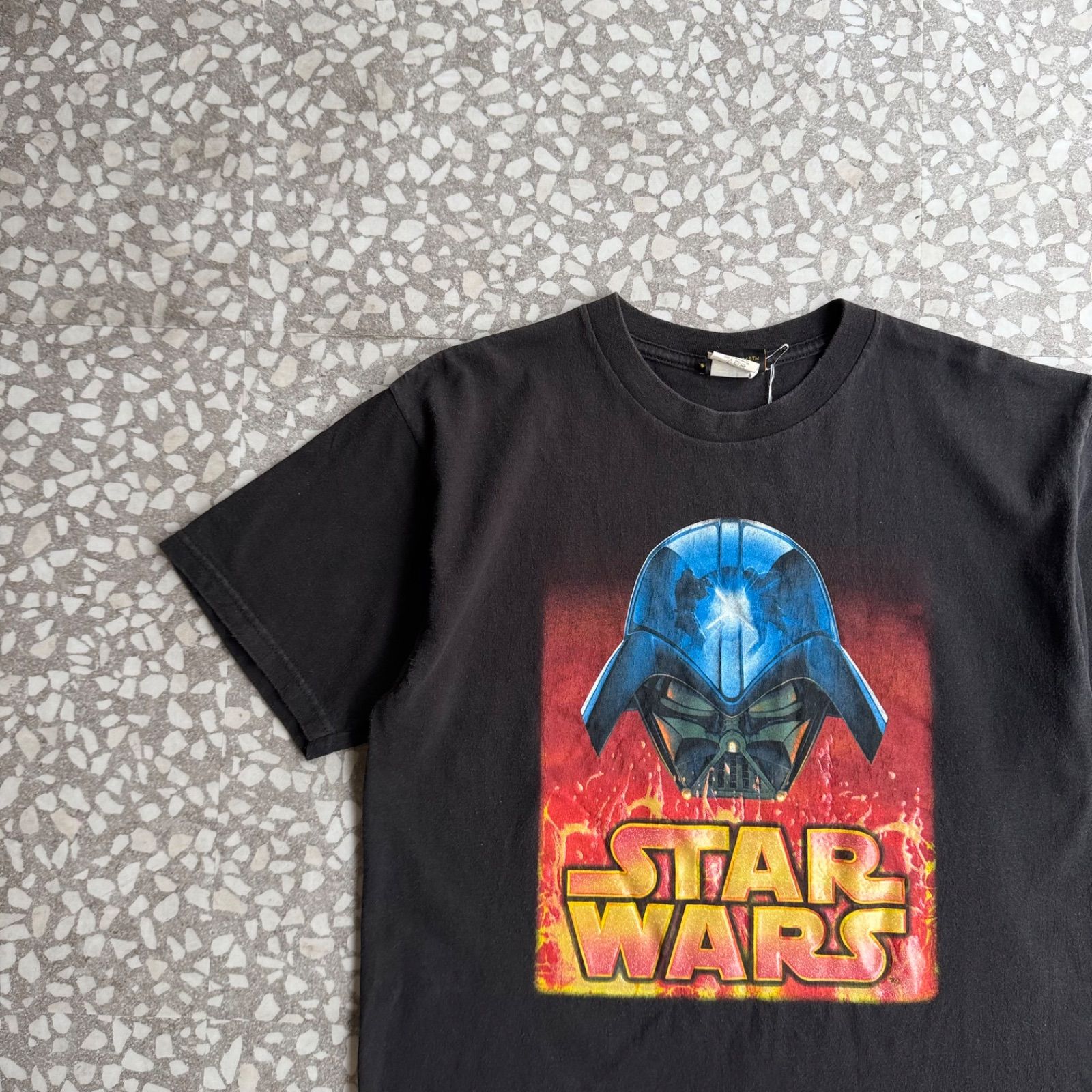 [ Archive アーカイブ Y2K ] STAR WARS / 00’s Design T-shirt size XL スターウォーズ　ムービーTシャツ　SF ダースベイダー　エンブレム
