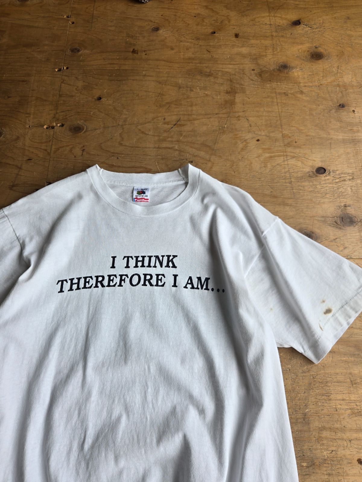 1990's University of North Dakota　T-Shirt　SIZE : L　カレッジ　Tシャツ　名言　メッセージ　哲学者　90s USA製