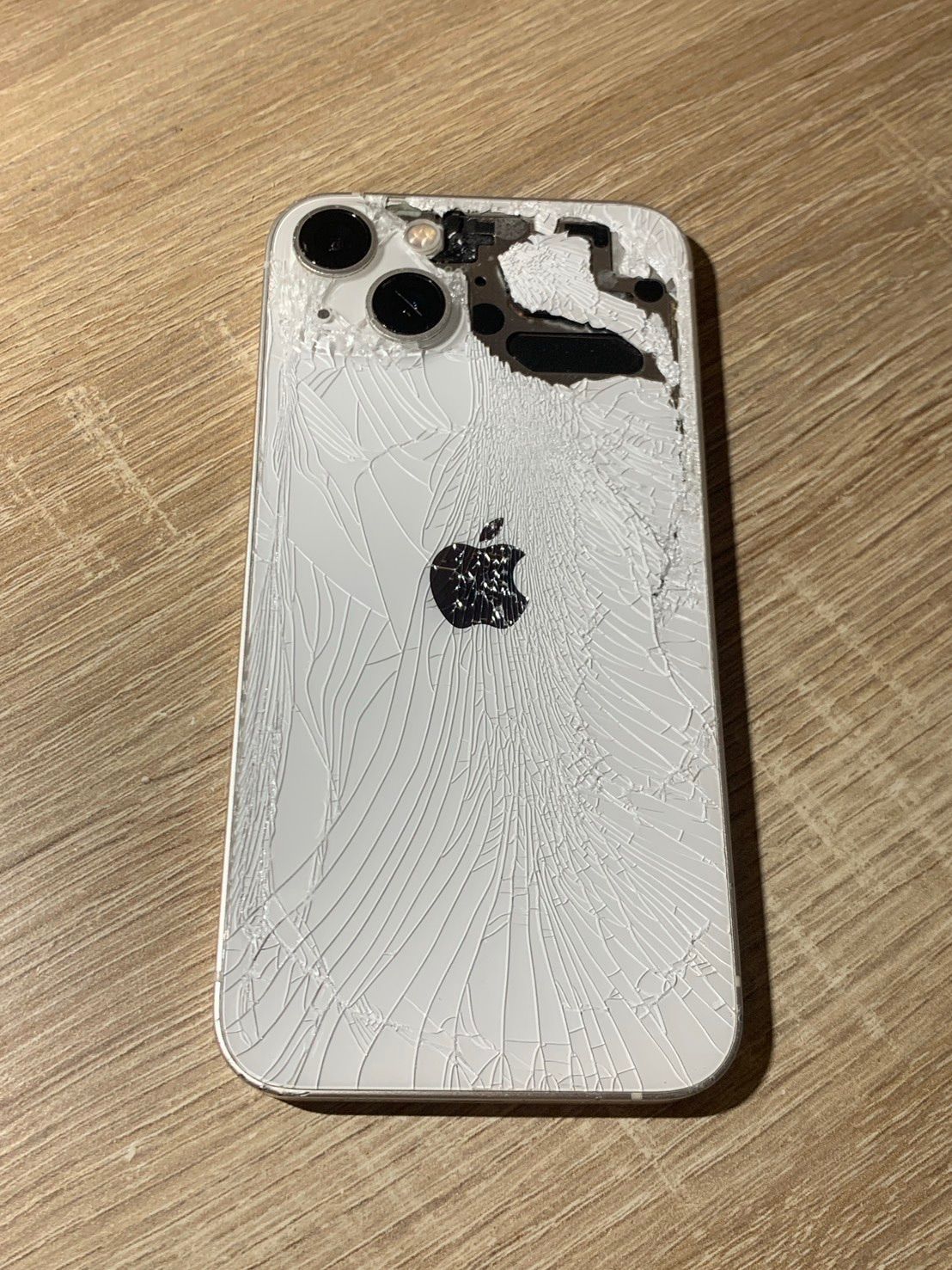 iPhone 13 128GB スターライト ジャンク品 - メルカリ
