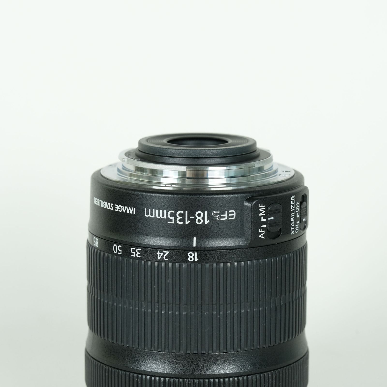良品] Canon EF-S18-135mm F3.5-5.6 IS STM | Canon EF-Sマウント 