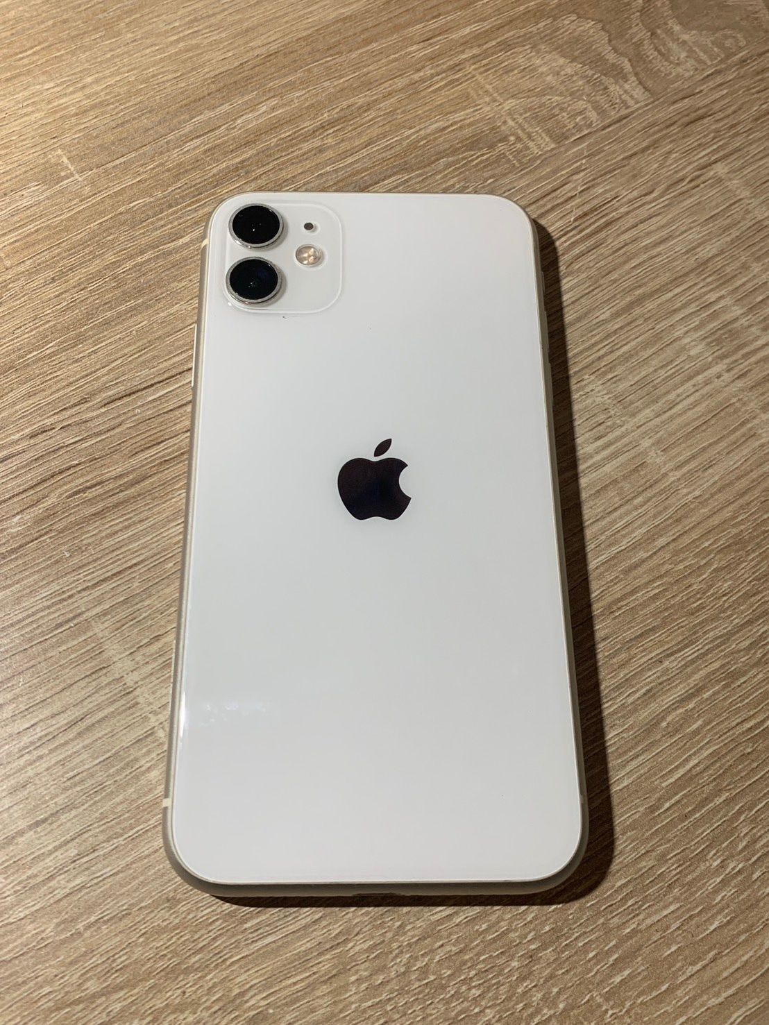 iPhone 11 128GB ホワイト ジャンク品 - メルカリ
