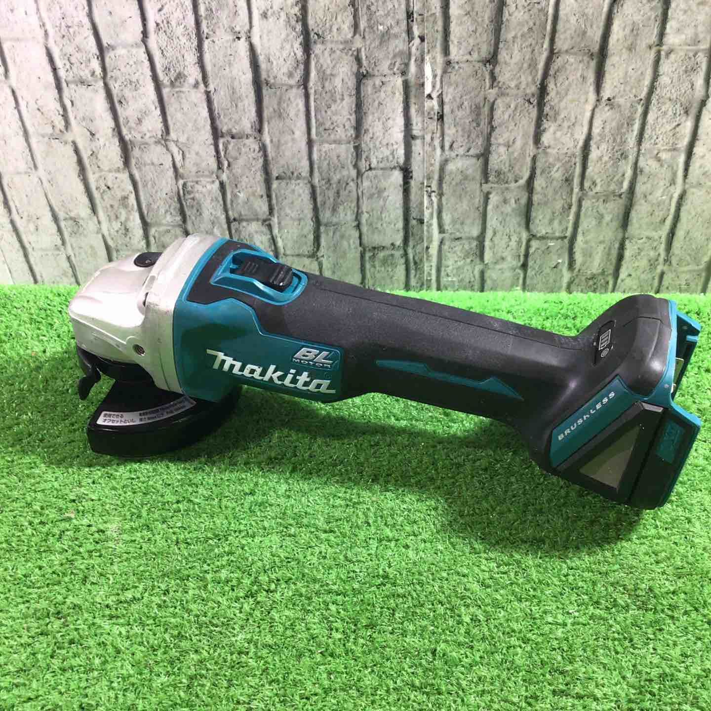 ☆マキタ(makita) 100mmコードレスディスクグラインダ GA404DZN (GA404DN)【川口店】