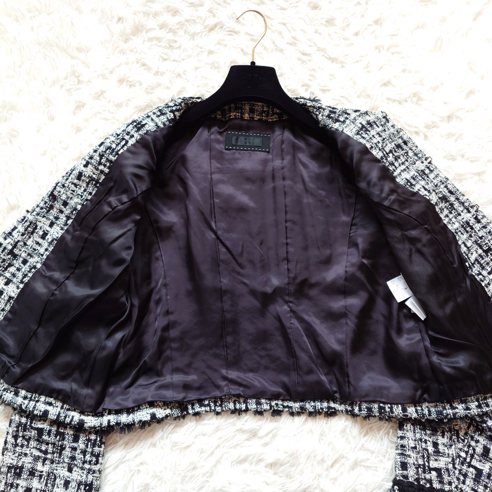 美品 トゥービーシック ファンシー ツイードノーカラージャケット 