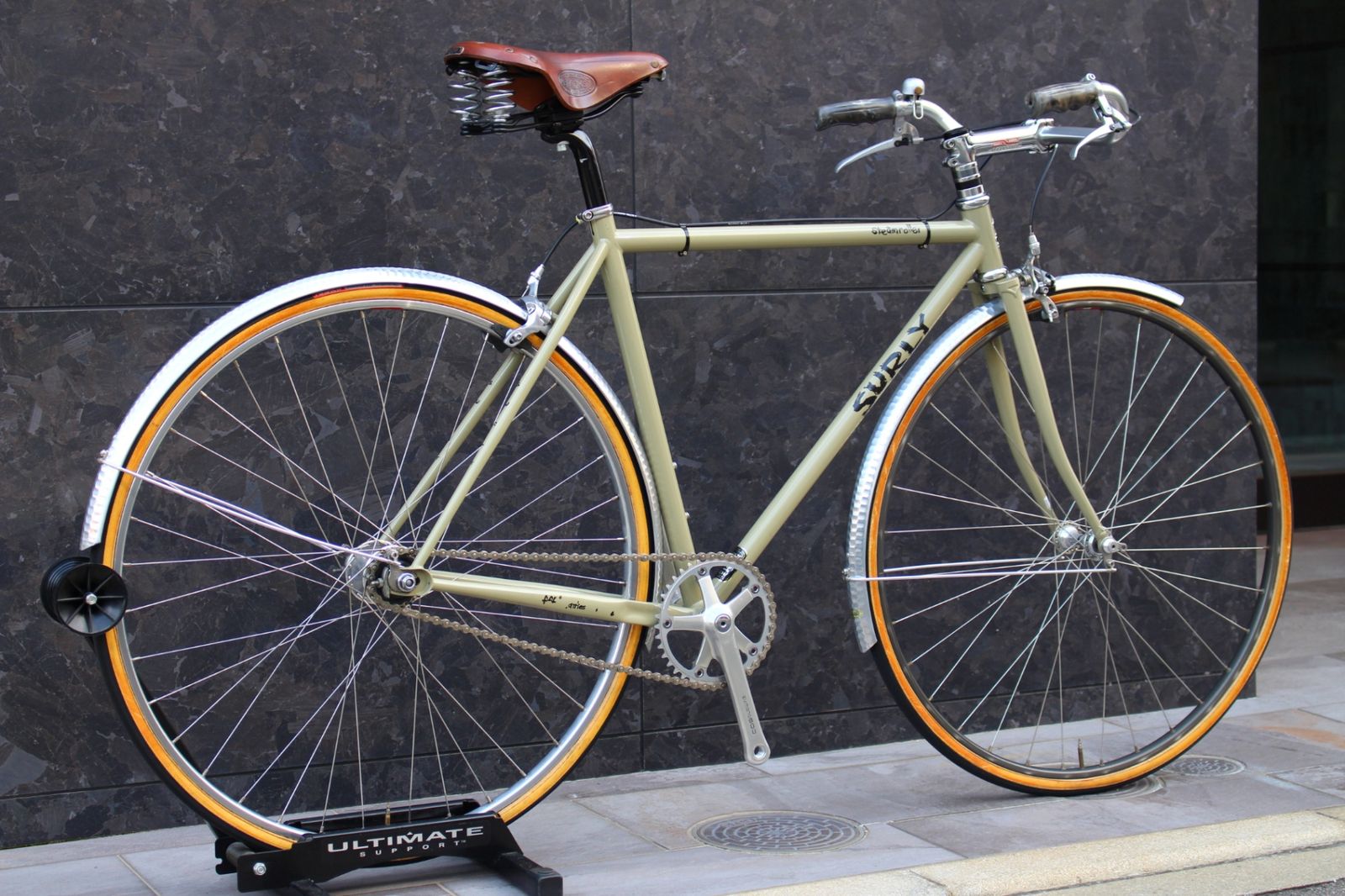 Surly スチームローラー　たのメル便送料込み 店頭受け取り限定】サーリー SURLY スチームローラー STEAMROLLER 49