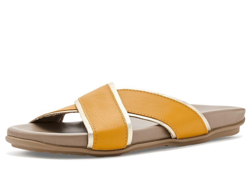 ナオト レディース シューズ サンダル Naot Paphos Radiant Gold Ma ゴールド