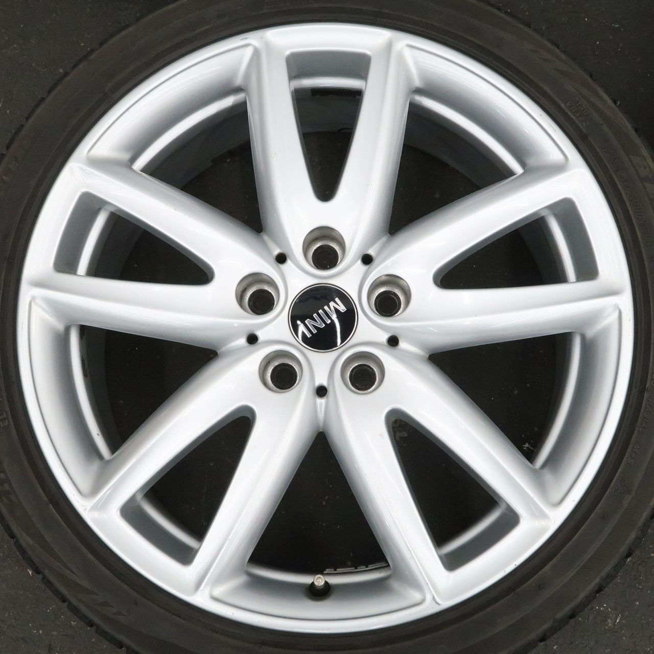 4本 ミニ クラブマン F54 純正 18インチ 8J +57 5H 112 スタッドレス 