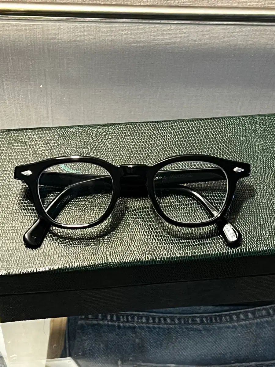 フレームモンタナ fm24b v2 ブラック 44サイズ Tart Optical Arnel
