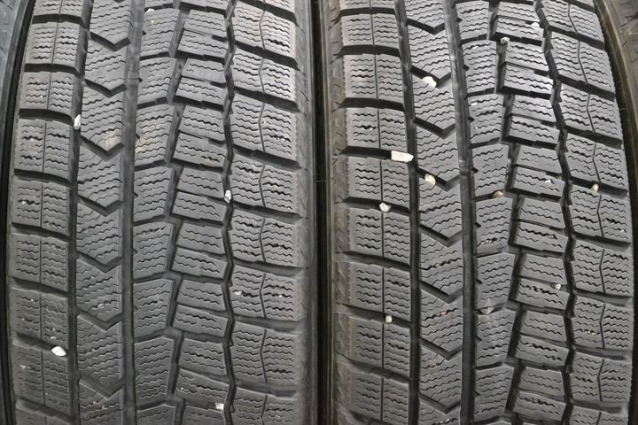 【中古 冬用】 185/65R15 88Q 4本セット ダンロップ ウィンターマックス WM02 スタッドレスタイヤ 中古タイヤ