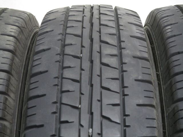 【中古 夏用】 195/80R15 107/105L 4本セット ダンロップ エナセーブ VAN01 サマータイヤ 中古タイヤ 【中古 夏用】 195/80R15 107/105L 4本セット ダンロップ エナセーブ VAN01 サマータイヤ 中古タイヤ