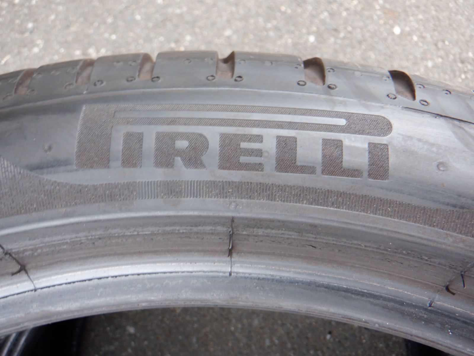 中古バリ山　205/45R17　ピレリ　チンチュラートP7★　２本　ミニクーパー等　スペア・補修用に
