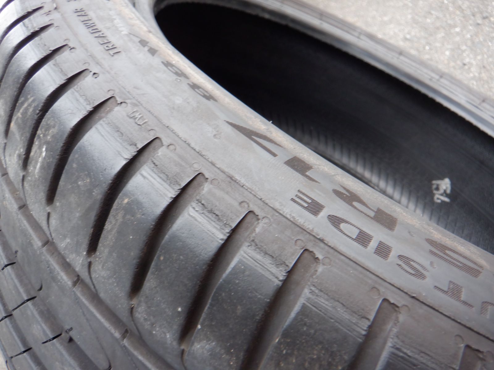中古バリ山　205/45R17　ピレリ　チンチュラートP7★　２本　ミニクーパー等　スペア・補修用に
