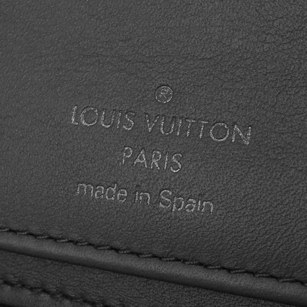ルイヴィトン LOUIS VUITTON 長財布 ジッピーウォレット ヴェルティカル レザー トリヨンレザー ノワール ブラック金具 黒 ラウンドファスナー M69047 RFID【中古】 ルイヴィトン LOUIS VUITTON 長財布 ジッピーウォレット ヴェルティカル レザー トリヨンレザー ノワール ブラック金具 黒 ラウンドファスナー M69047 RFID【中古】