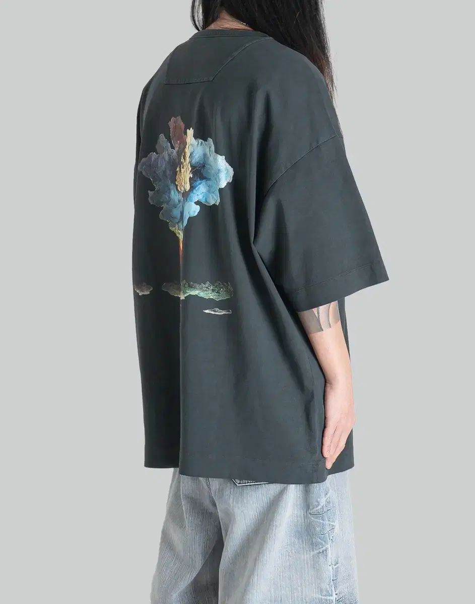ジュンジェイ 25ss KIM KEEVER フローティング フラワー セミオーバーサイズ ダイング ショートスリーブ