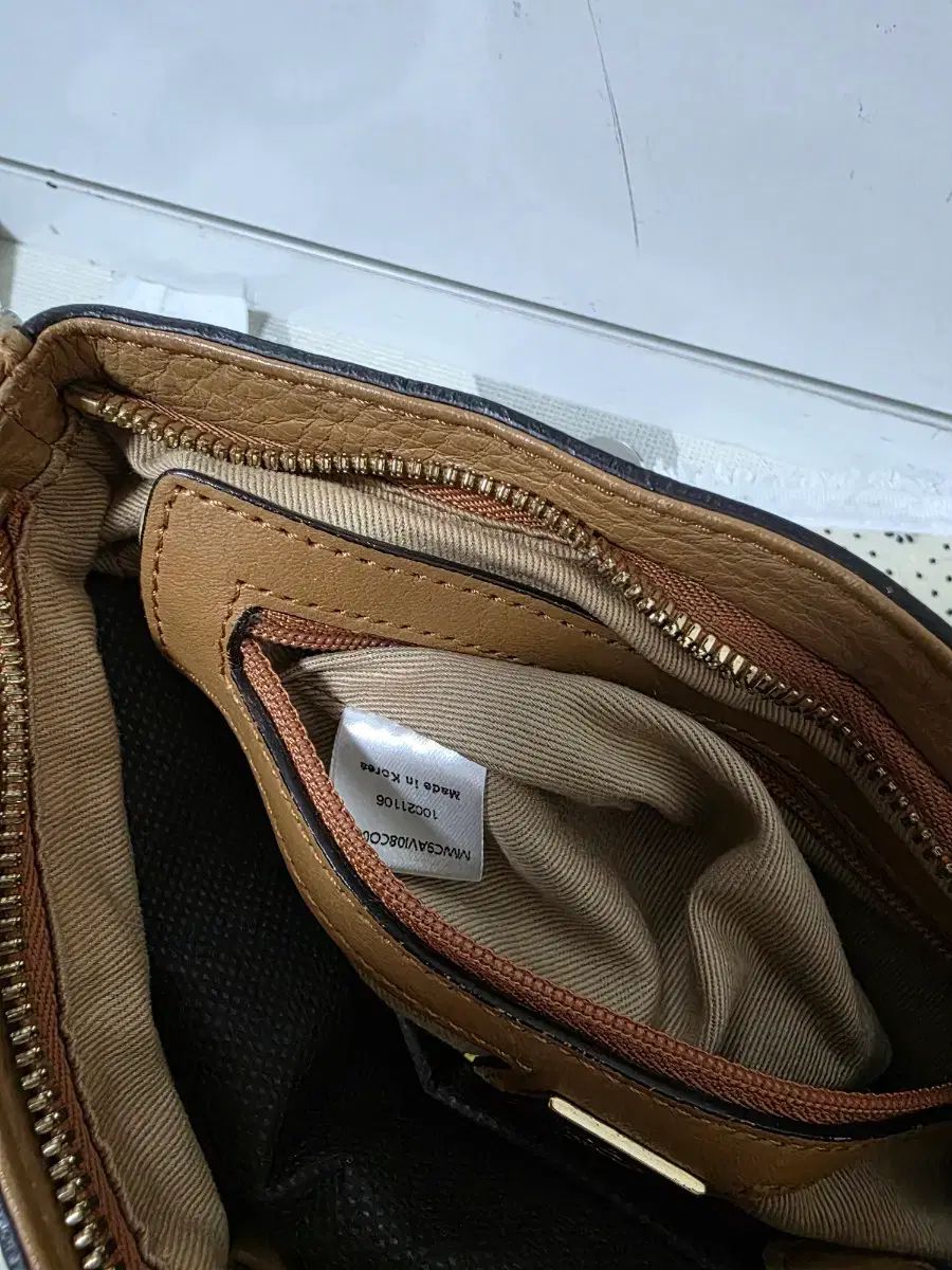 MCM ヴィセトス ショルダートバッグ ブラウン