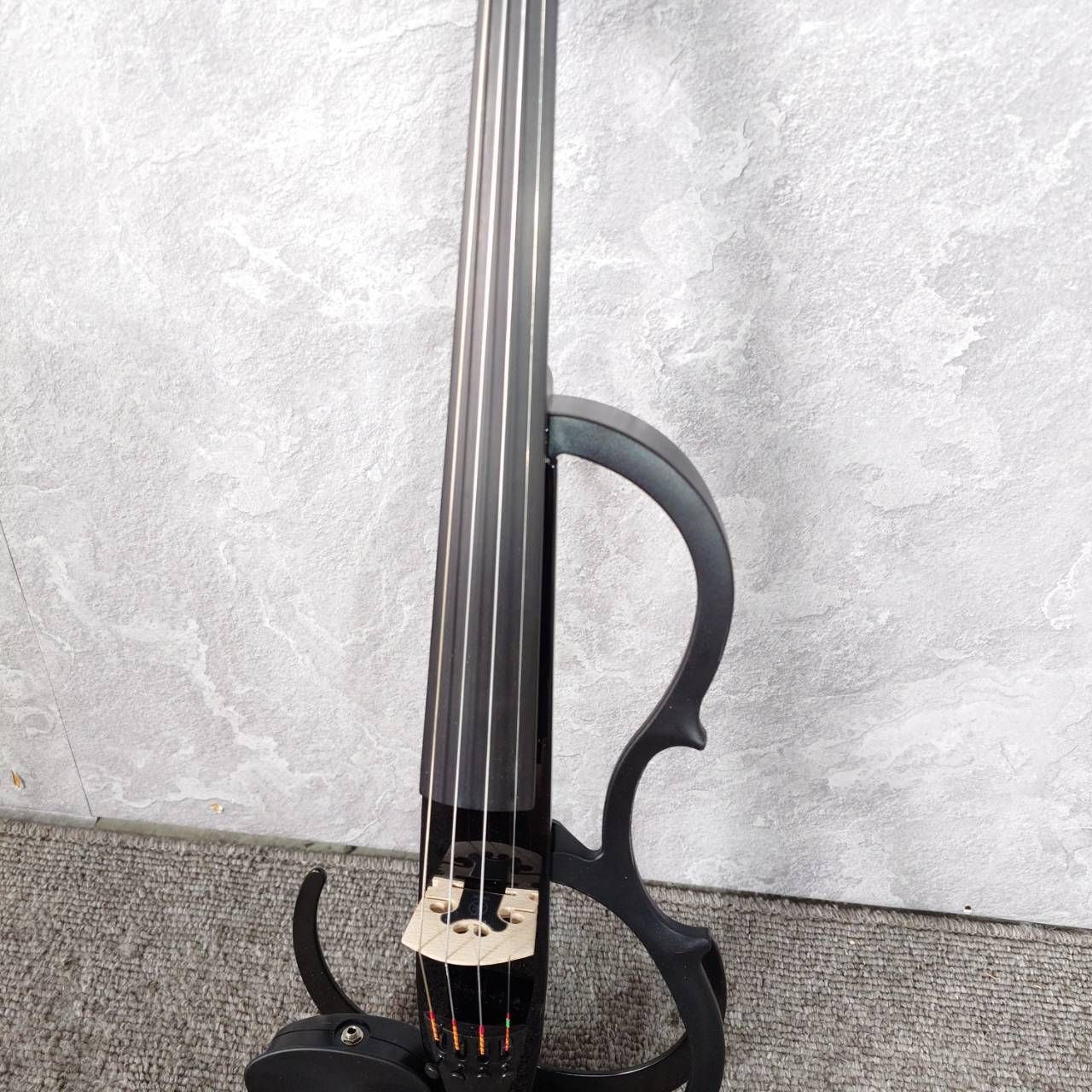 極美品 YAMAHA ヤマハ サイレントシリーズ ブラック バイオリン YSV104 楽器