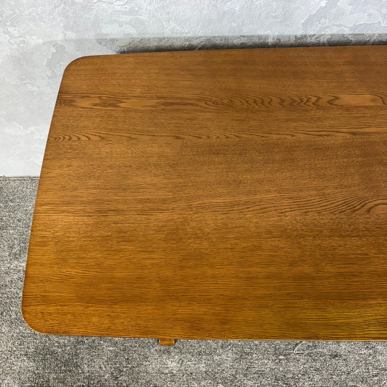 美品 カリモク60+ カフェテーブル ダイニングテーブル ウォールナット T36420