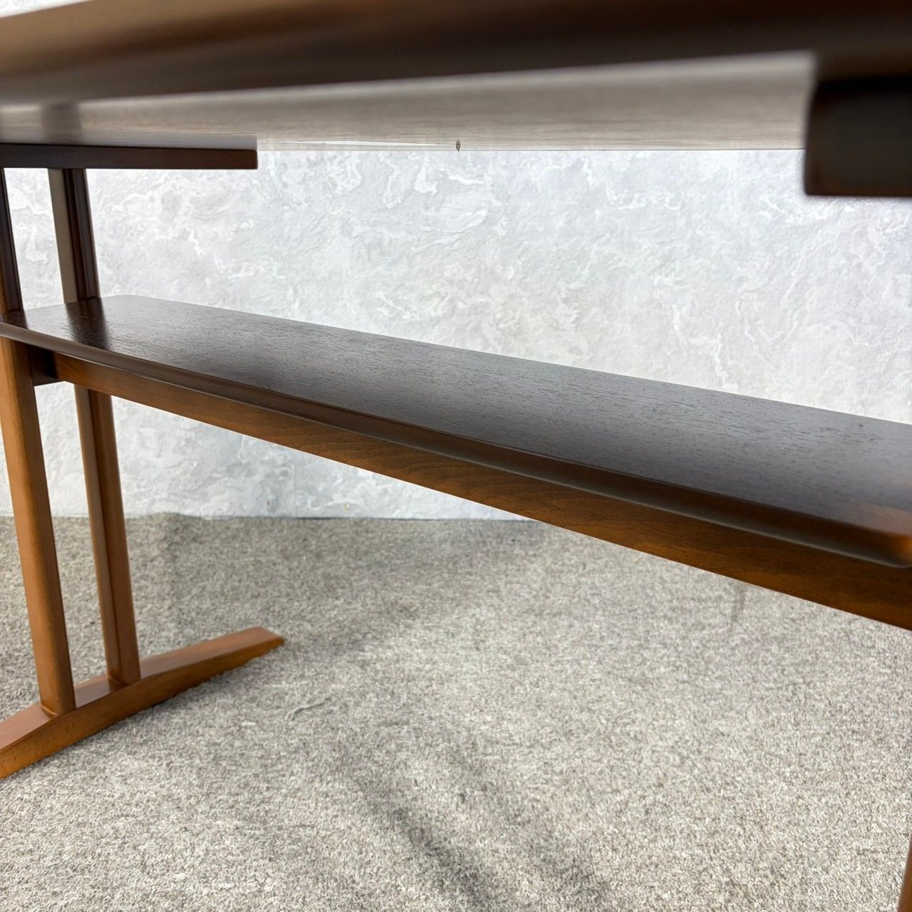 美品 カリモク60+ カフェテーブル ダイニングテーブル ウォールナット T36420