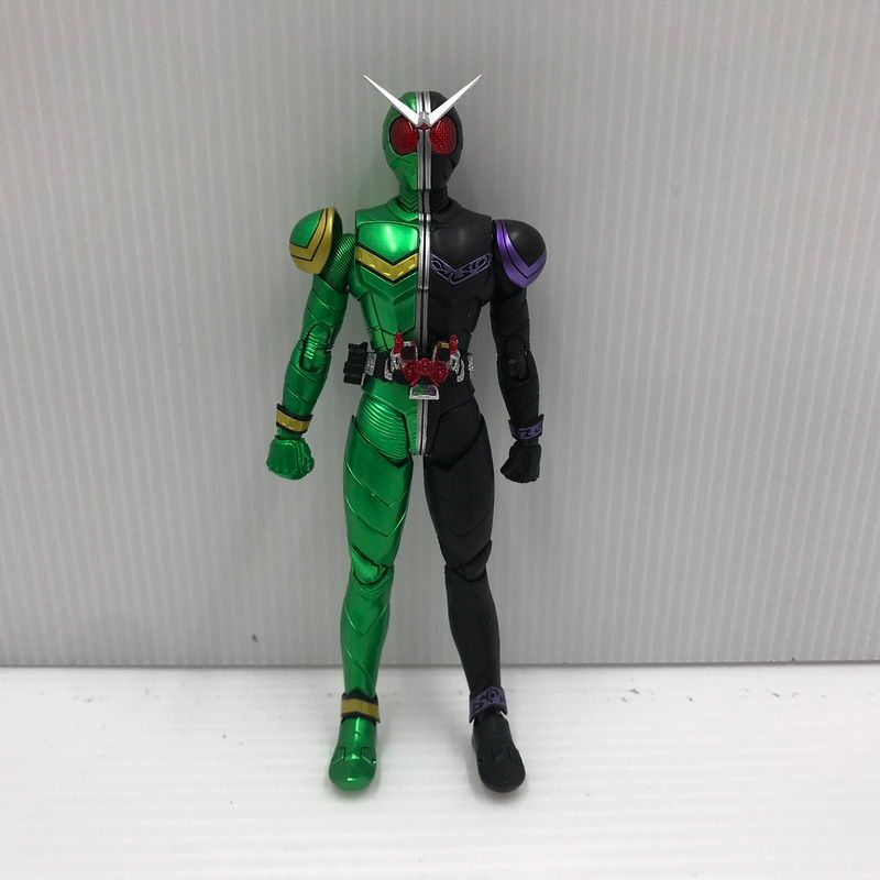 【中古品】 S.H.F 真骨彫製法 仮面ライダーW サイクロンジョーカー(風都探偵アニメ化記念) 【042-260512-ti-01-tagh】