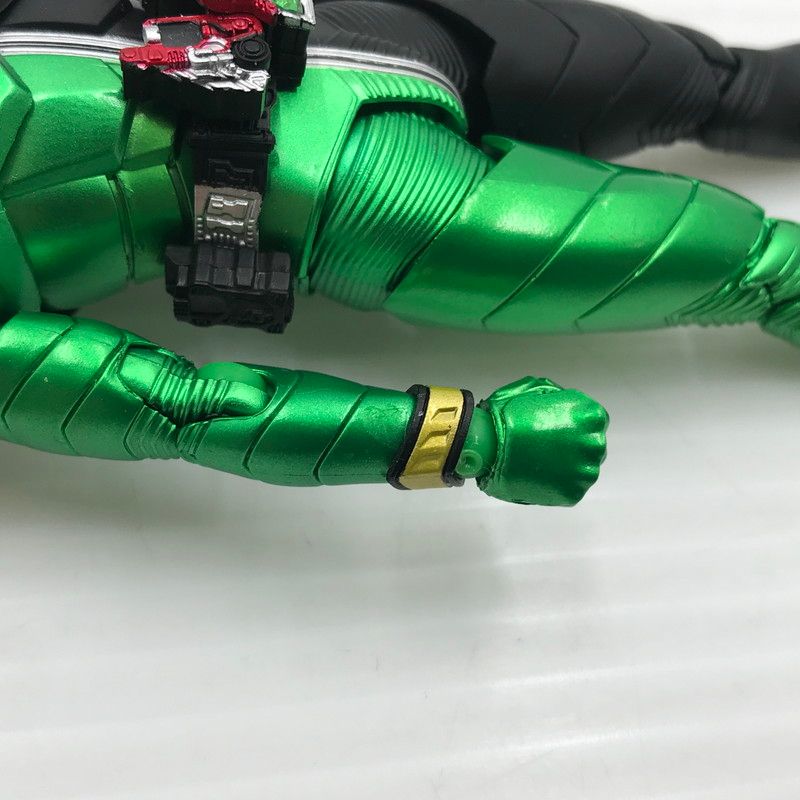 【中古品】 S.H.F 真骨彫製法 仮面ライダーW サイクロンジョーカー(風都探偵アニメ化記念) 【042-260512-ti-01-tagh】