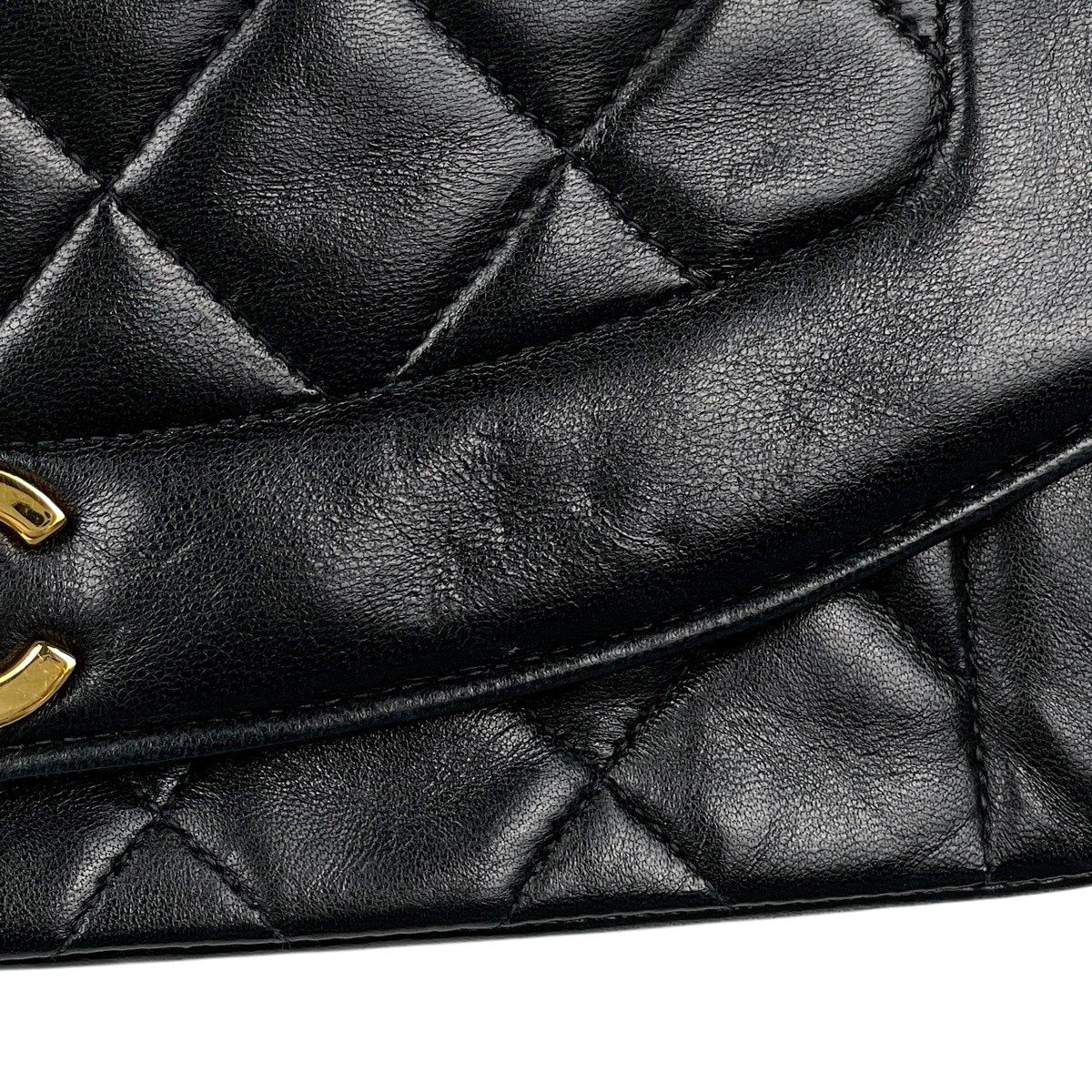シャネル CHANEL ダイアナ マトラッセ シングルフラップ チェーン ショルダーバッグ ココマーク ショルダーバッグ レザー ブラック A01164 レディース 【中古】