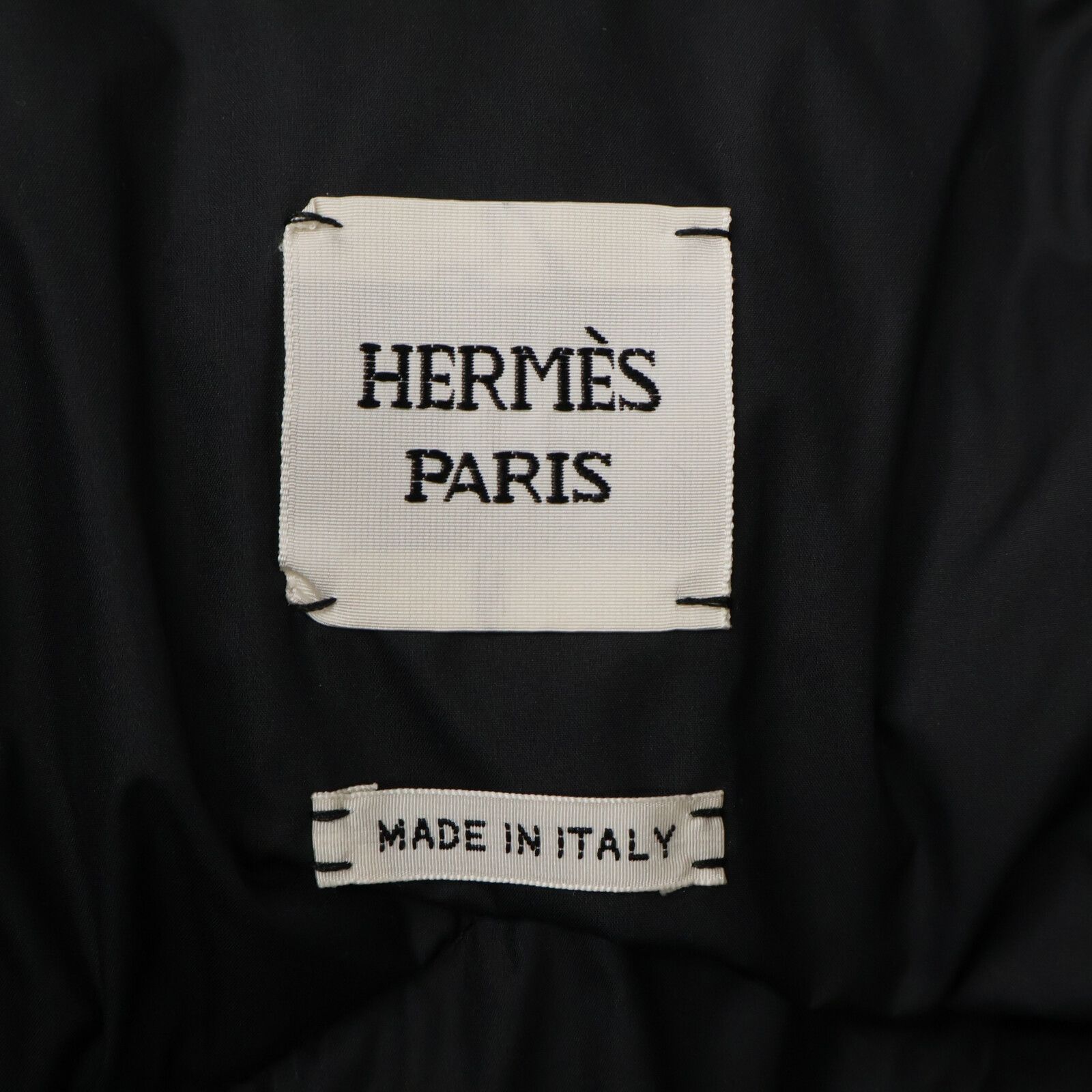 HERMES　エルメス　【美品/国内正規/23年製】3H0179DA クルードセル セリエボタン フーディダウン　34