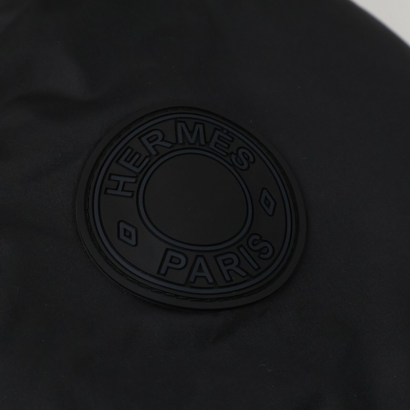 HERMES　エルメス　【美品/国内正規/23年製】3H0179DA クルードセル セリエボタン フーディダウン　34