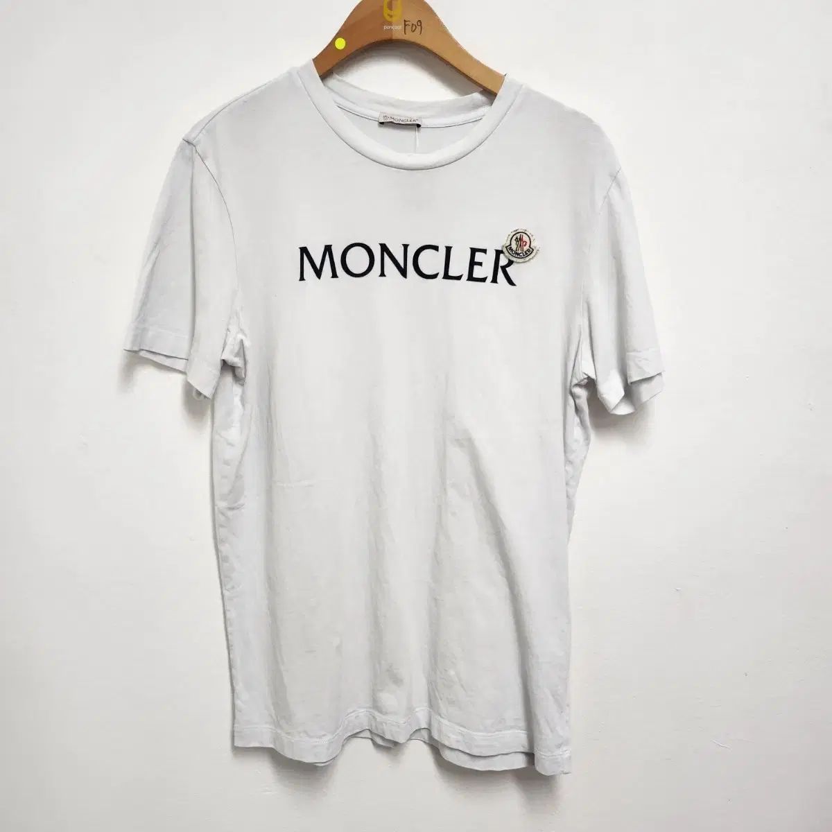 M モンクレール 半袖 Tシャツ (F09)