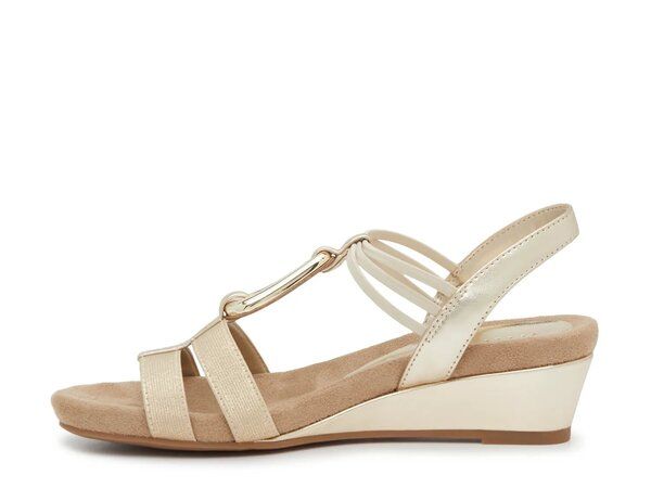 ケリー&ケイティ レディース シューズ サンダル Kelly Katie Vannia Wedge Sandal Gold Metallic ゴールド ケリー&ケイティ レディース シューズ サンダル Kelly Katie Vannia Wedge Sandal Gold Metallic ゴールド