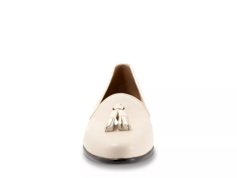 トロッターズ レディース シューズ スリッポン・ローファー Trotters Liz Loafer Off White オフホワイト トロッターズ レディース シューズ スリッポン・ローファー Trotters Liz Loafer Off White オフホワイト