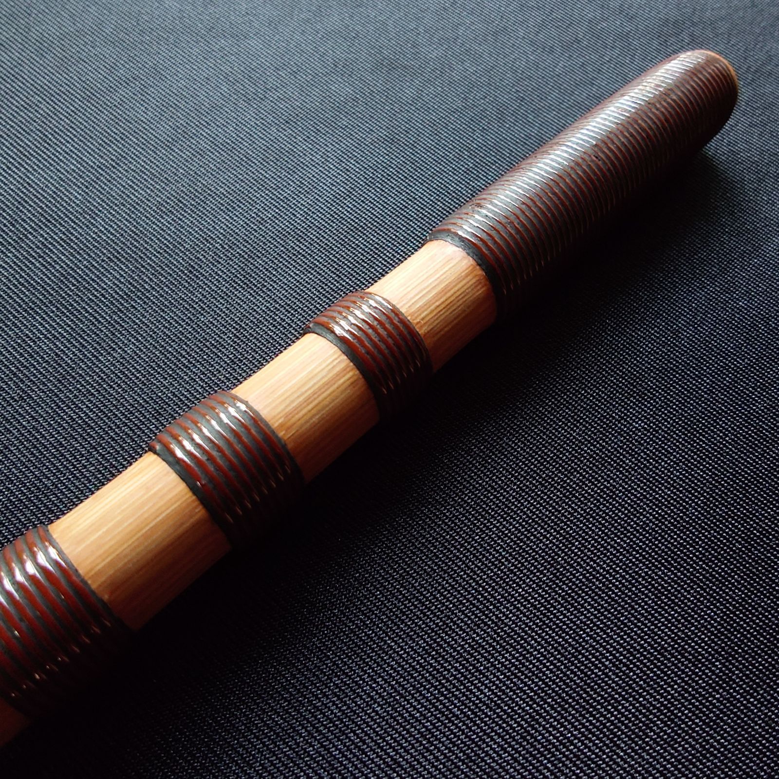 高麗笛】中古管 煤竹 籐巻 本漆 弁柄色／雅楽／神楽 - メルカリ