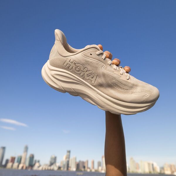 ホカオネオネ メンズ シューズ スニーカー HOKA Mens Clifton 10 Running Shoes Oatmeal オートミール