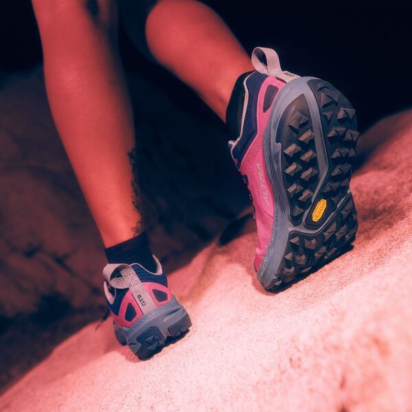 アルトラ レディース シューズ スニーカー Altra Womens Experience Wild 3 Trail Running Shoes Magenta マゼンタ