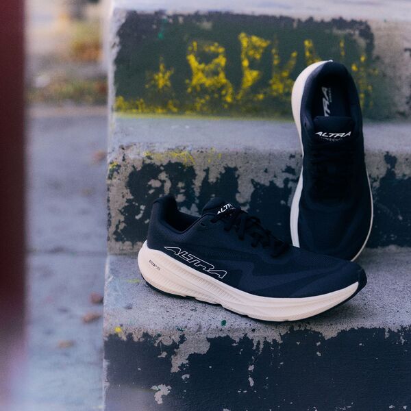 アルトラ レディース シューズ スニーカー Altra Womens Experience Flow 3 Running Shoes BlackWhite ホワイト