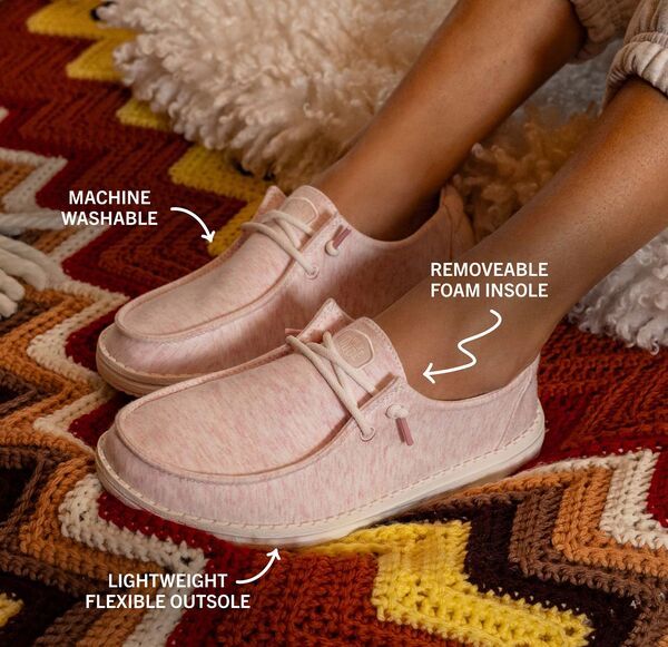 ヘイデュード レディース シューズ スニーカー ジャージー Hey Dude Womens Wendy Jersey Stretch Shoes Pink ピンク